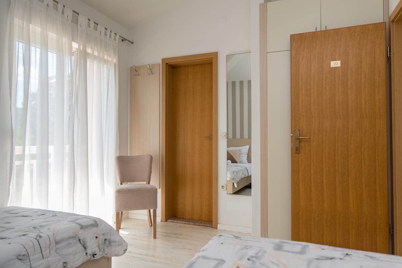 B&B Villa Ellena เมจูโกเรีย ภายนอก รูปภาพ