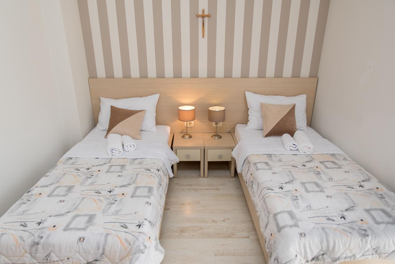 B&B Villa Ellena เมจูโกเรีย ภายนอก รูปภาพ